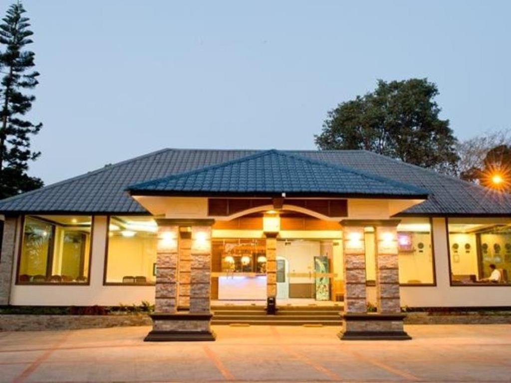 Aster Hostel *